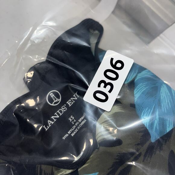 Lands' End Rash Guard Swim Top Long Sleeve Black Floral XS Tropical Beach Pool - Picture 9 of 9